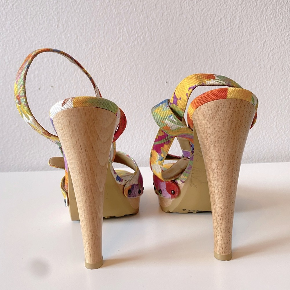 STELLA MCCARTNEY Floral Canvas & Wooden Platform Heels Sandals SZ 40 - Picture 7 of 11